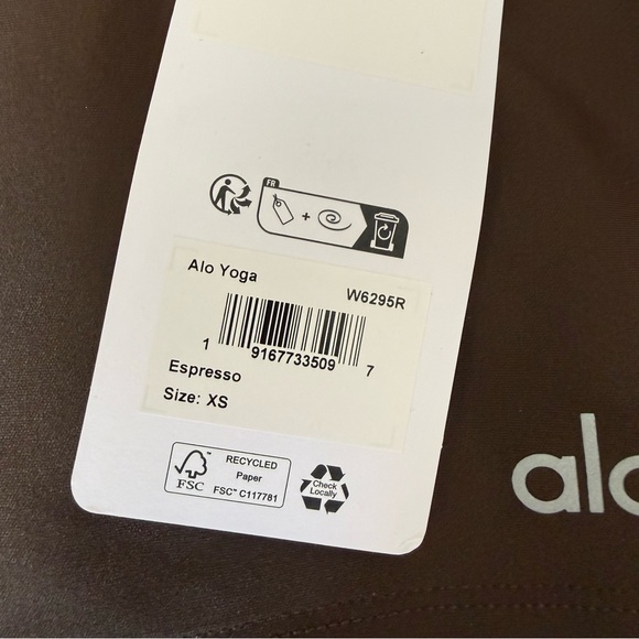 ALO Yoga Airlift Energy Shorts in Espresso - Picture 5 of 5